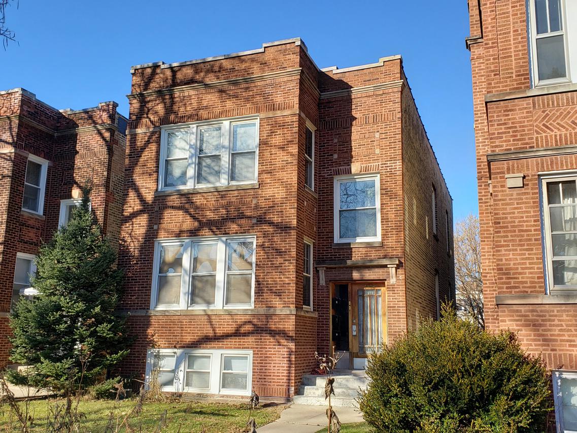 3008 N Haussen Ct., Chicago, IL 60618