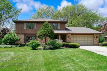 10S286 Hampshire Ln., Willowbrook, IL 60527