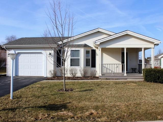 1016 Castleton Ct., Grayslake, IL 60030