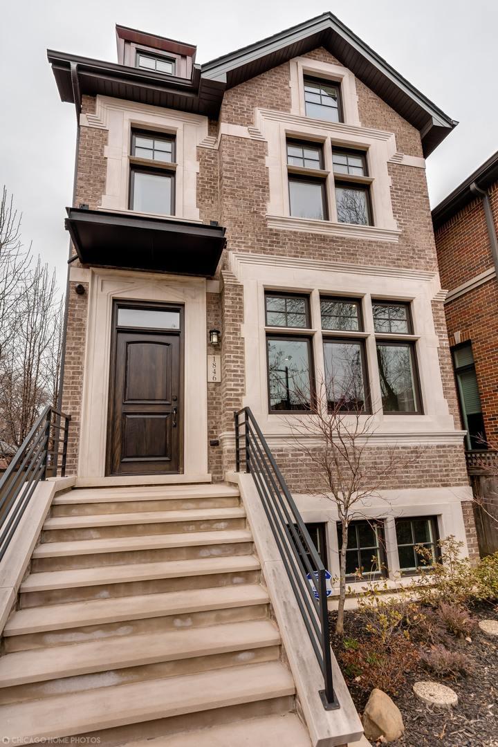 1846 W Barry Ave., Chicago, IL 60657