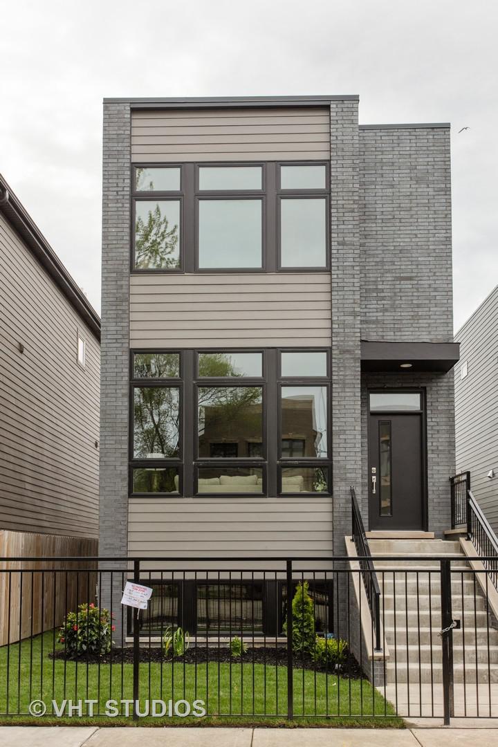 4620 S Champlain Ave., Chicago, IL 60653