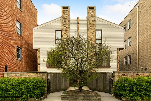 636 W Buckingham Pl. #B, Chicago, IL 60657