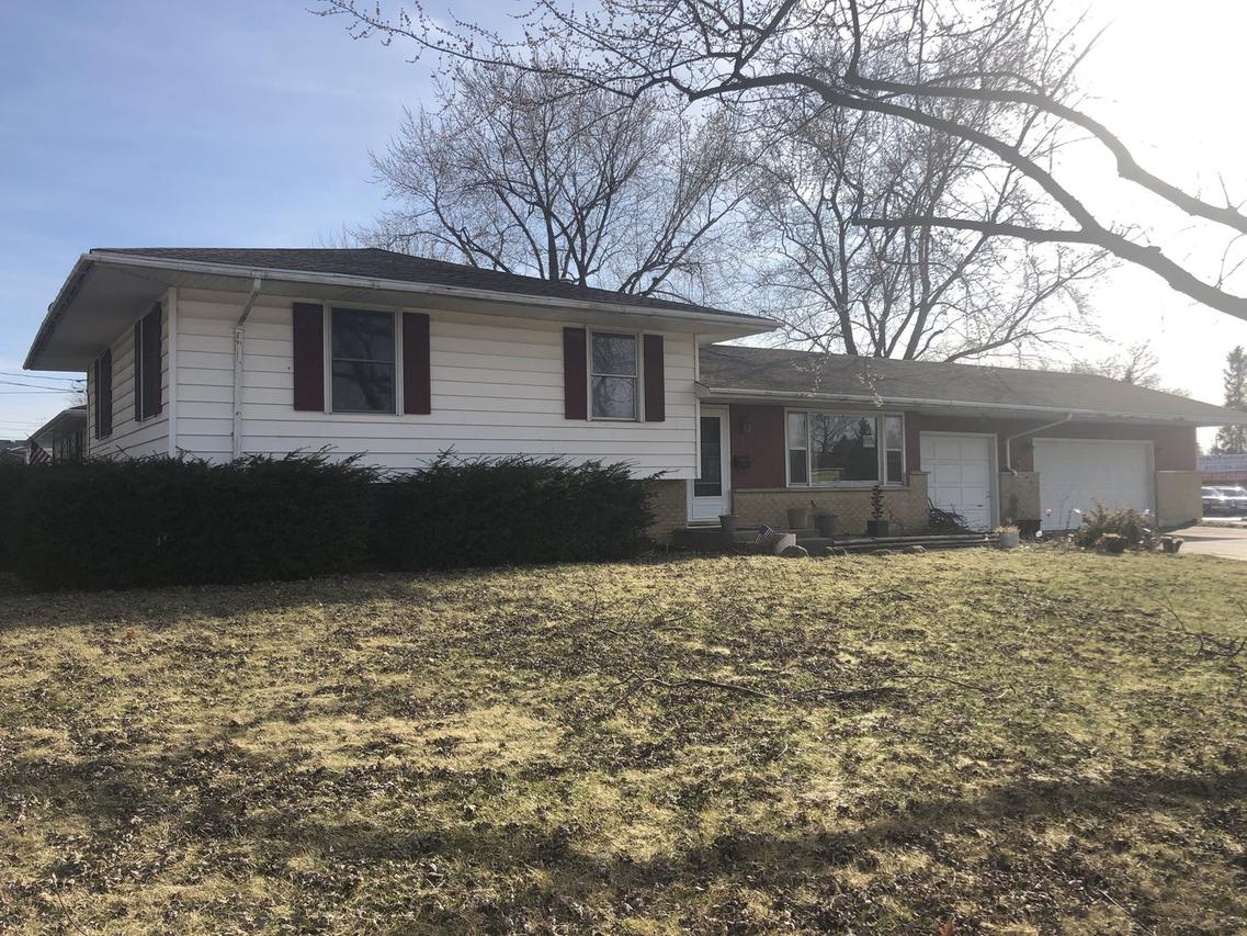 604 Watson Dr., Genoa, IL 60135