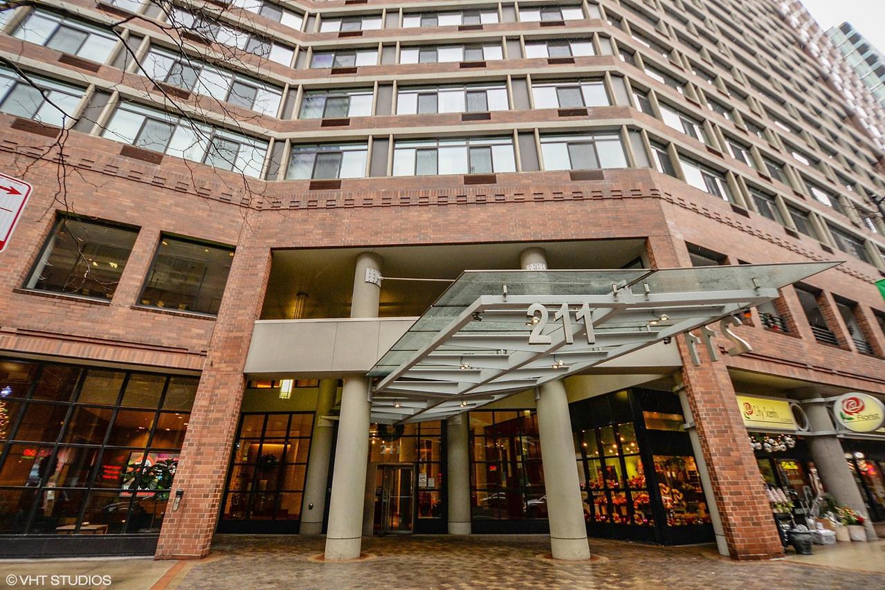 211 E Ohio St. #1014, Chicago, IL 60611