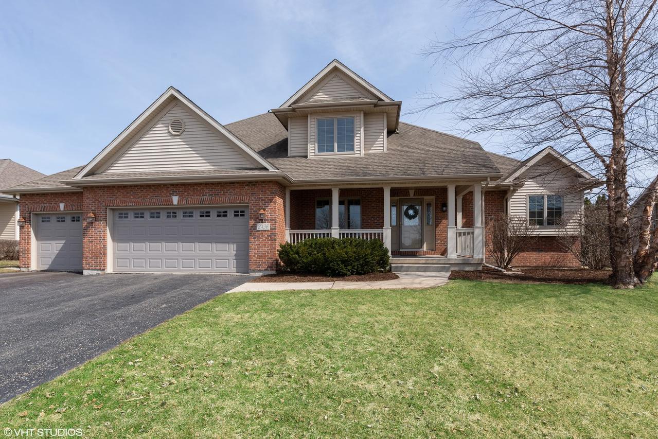 2436 Luther Lowell Ln., Sycamore, IL 60178
