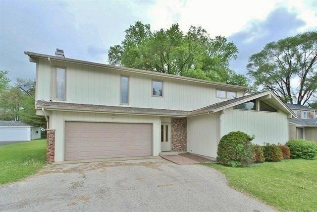 917 E Liberty St., Wauconda, IL 60084
