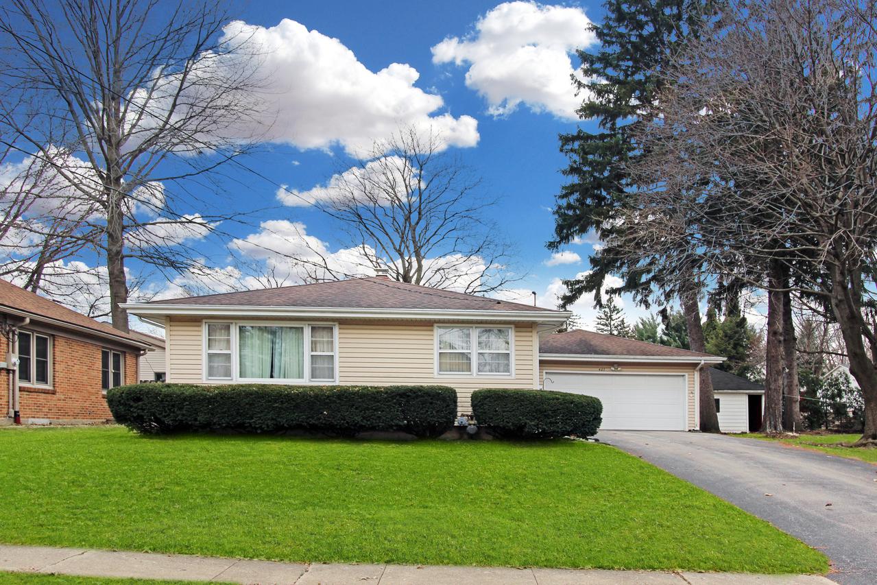 427 W Dewey St., Freeport, IL 61032
