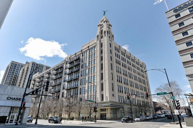 758 N Larrabee St. #408, Chicago, IL 60654