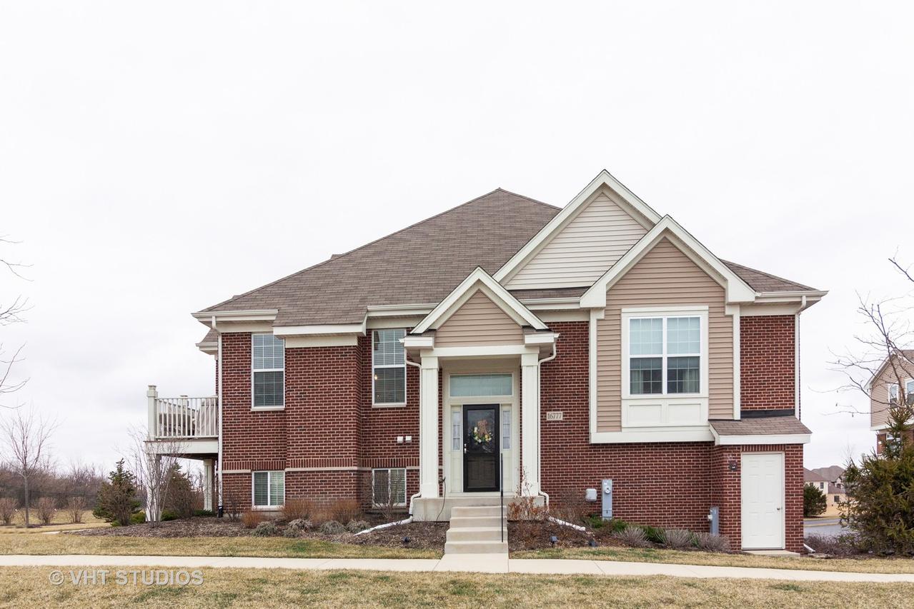 16777 Brighton Dr., Lemont, IL 60439