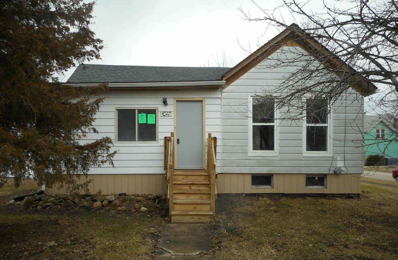 1027 Market St., Dekalb, IL 60115