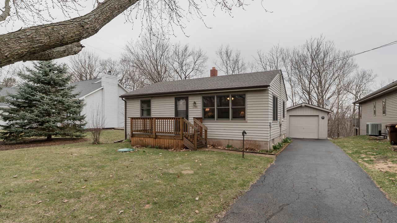 12916 Ventura Blvd., Machesney Park, IL 61115