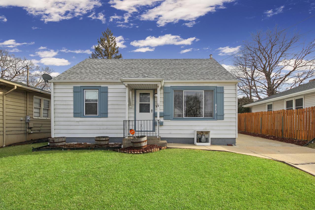 823 W Empire St., Freeport, IL 61032