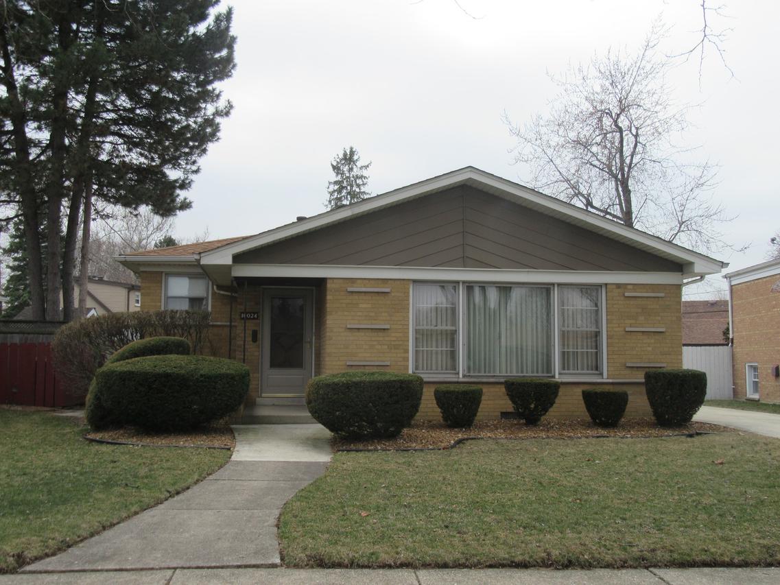 10024 Buell Ct., Oak Lawn, IL 60453