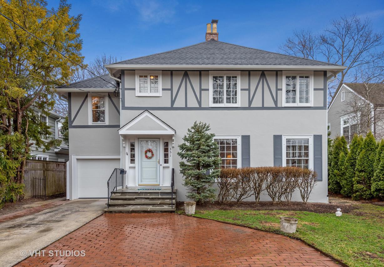 351 Ridge Ave., Winnetka, IL 60093
