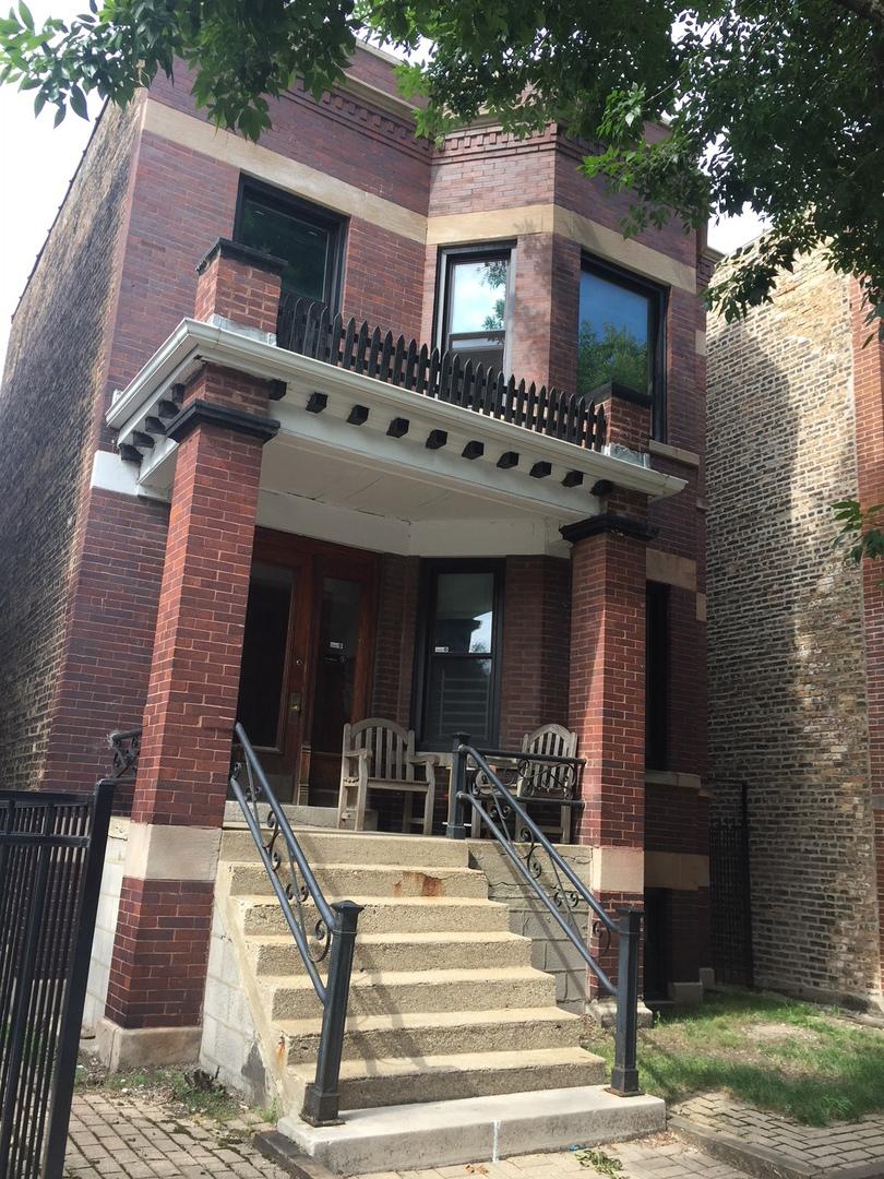 [Address Hidden by Seller], Chicago, IL 60614