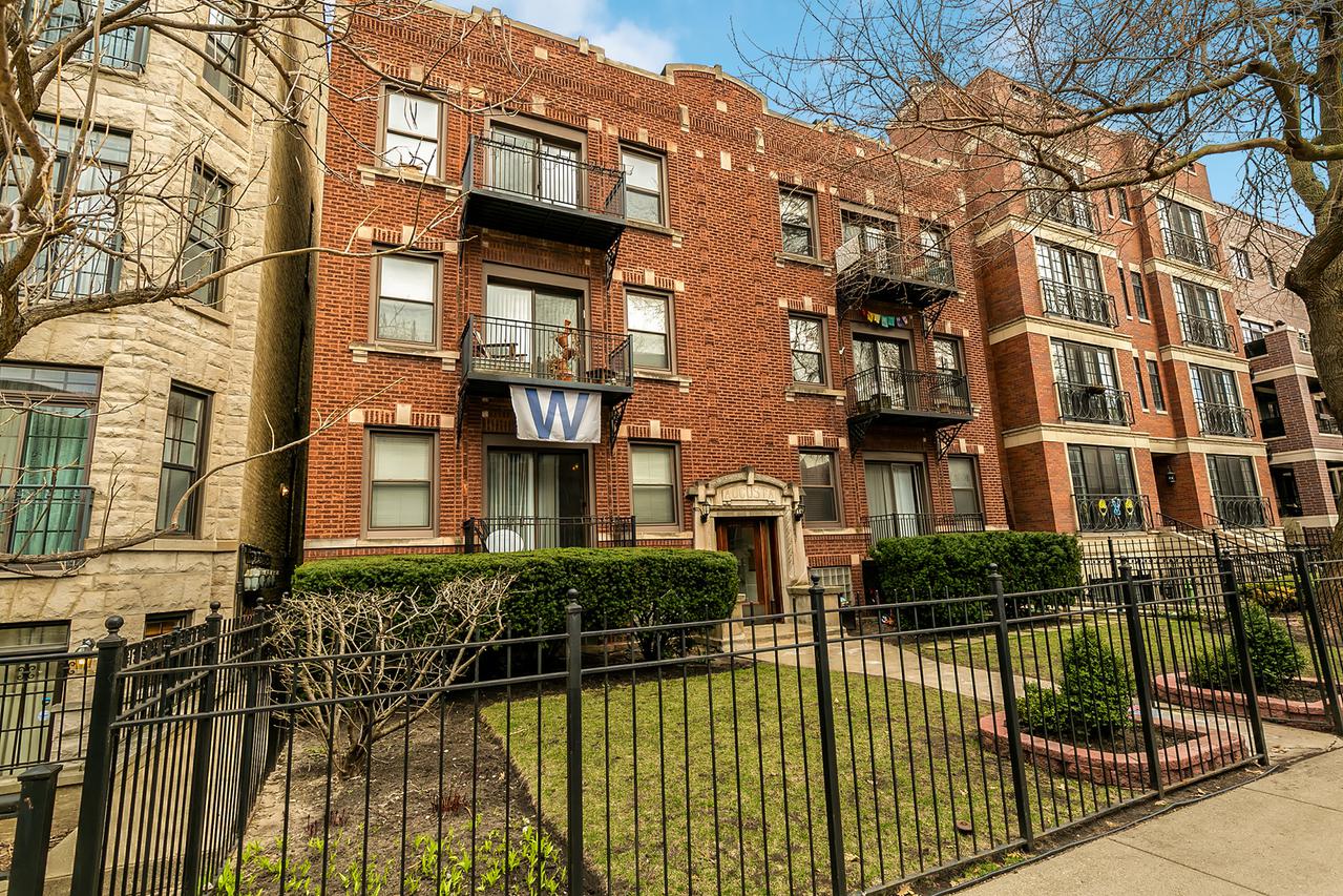 3741 N Wilton Ave. #3N, Chicago, IL 60613