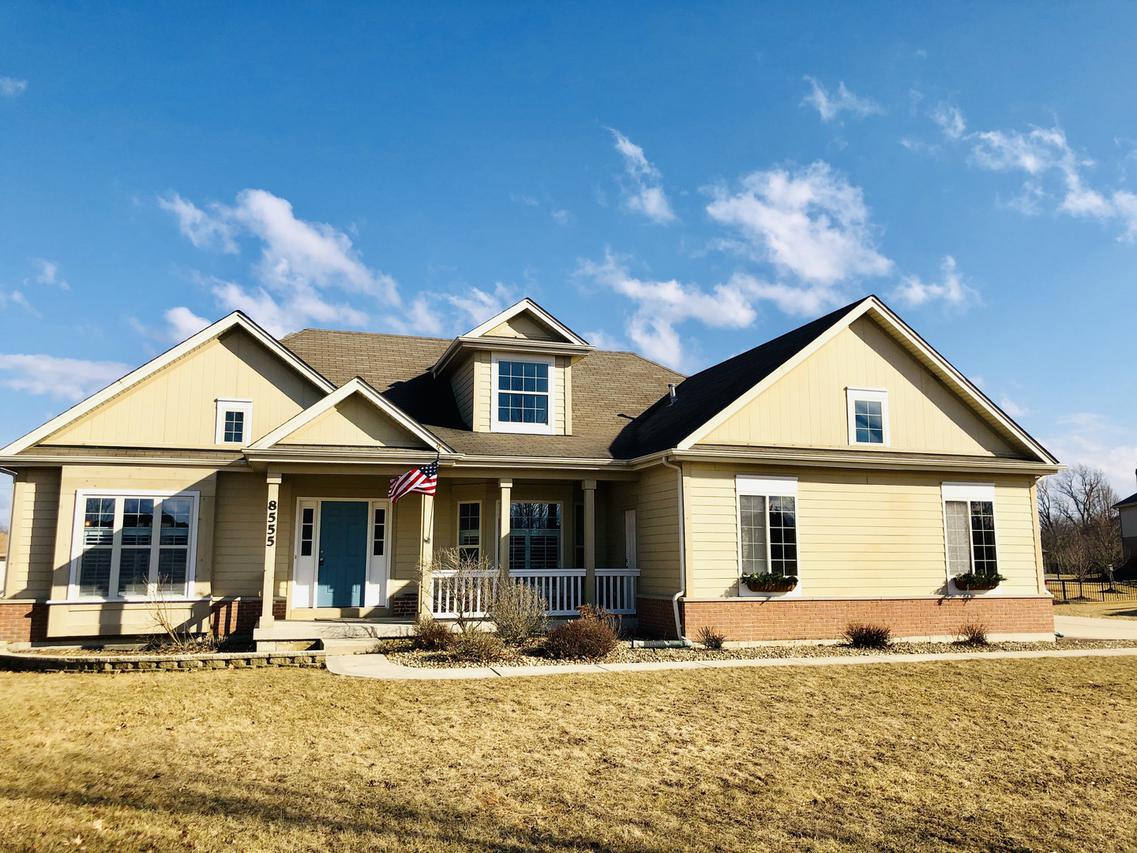 8555 Shire Ct., Frankfort, IL 60423