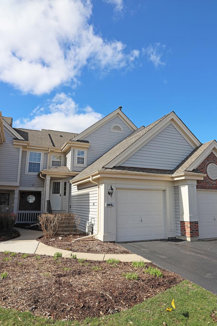 945A Little Falls Ct., Elk Grove Village, IL 60007