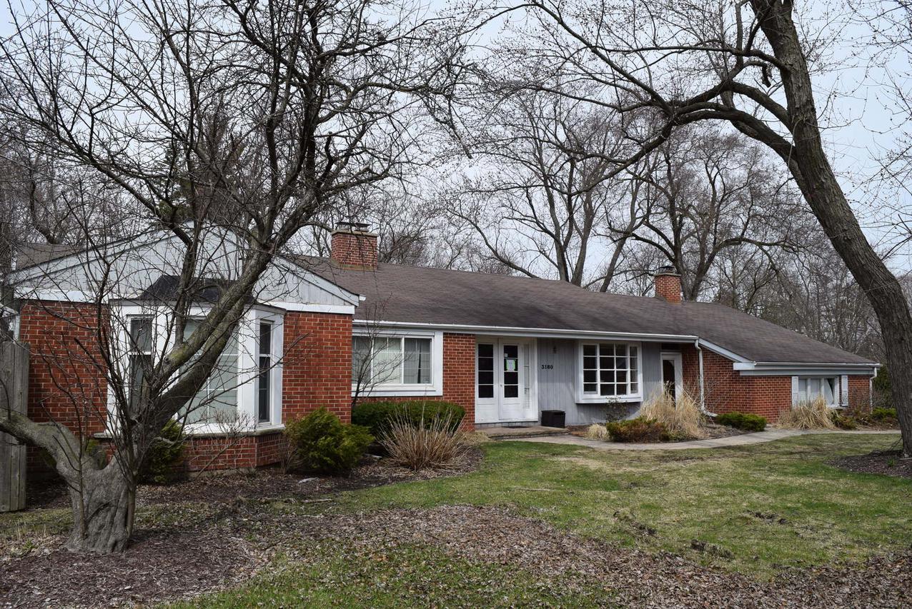 3180 Myrtle Pkwy., Northbrook, IL 60062