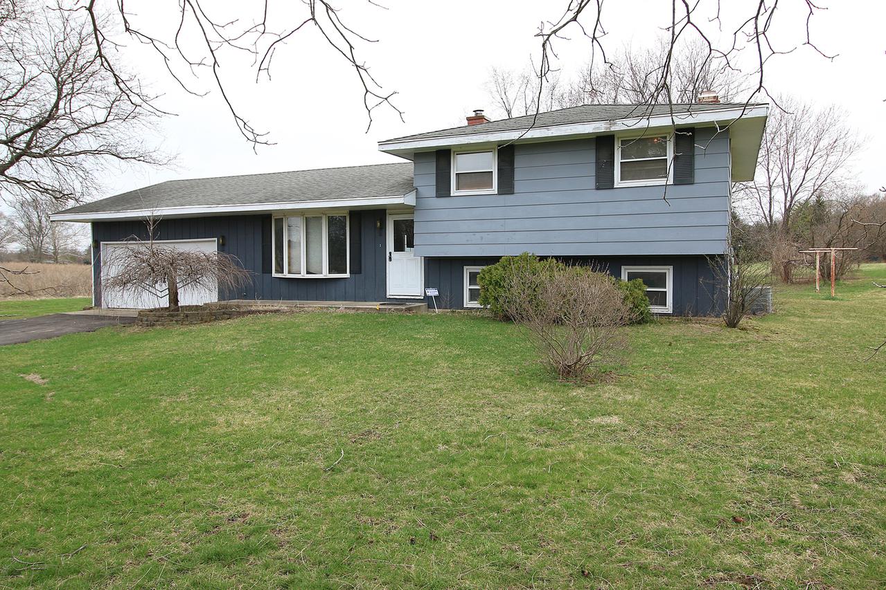 1356 Smith Rd., Lemont, IL 60439