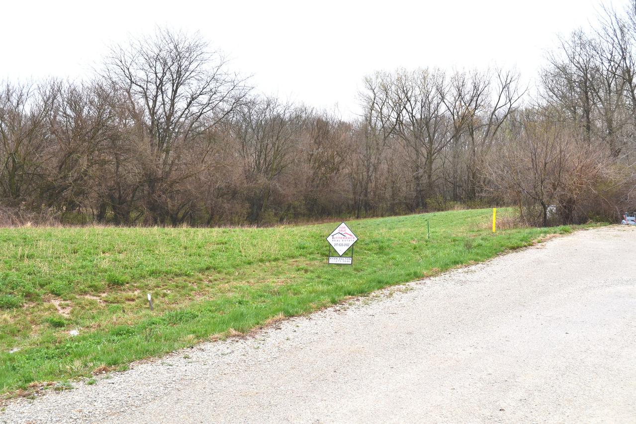 22-26 Dorothy Ln., Clinton, IL 61727