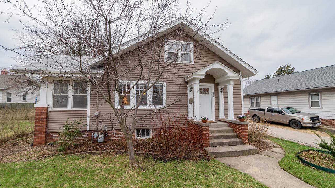 1915 Rural St., Rockford, IL 61107