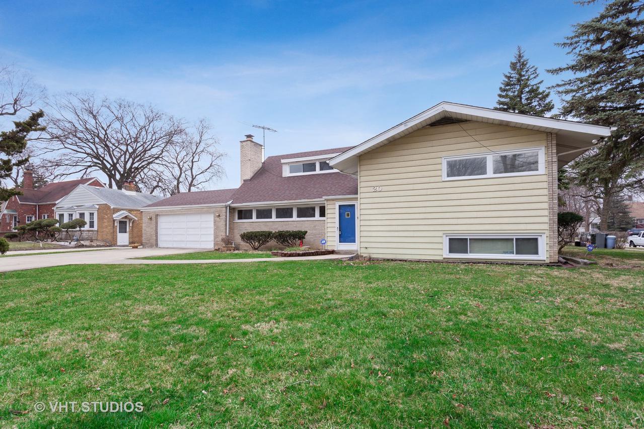20 Forbes Rd., Riverside, IL 60546