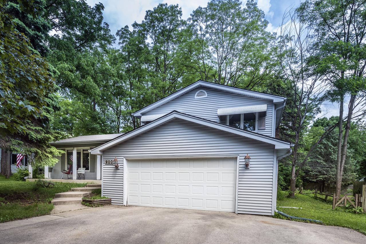 900 S Jefferson St., Batavia, IL 60510