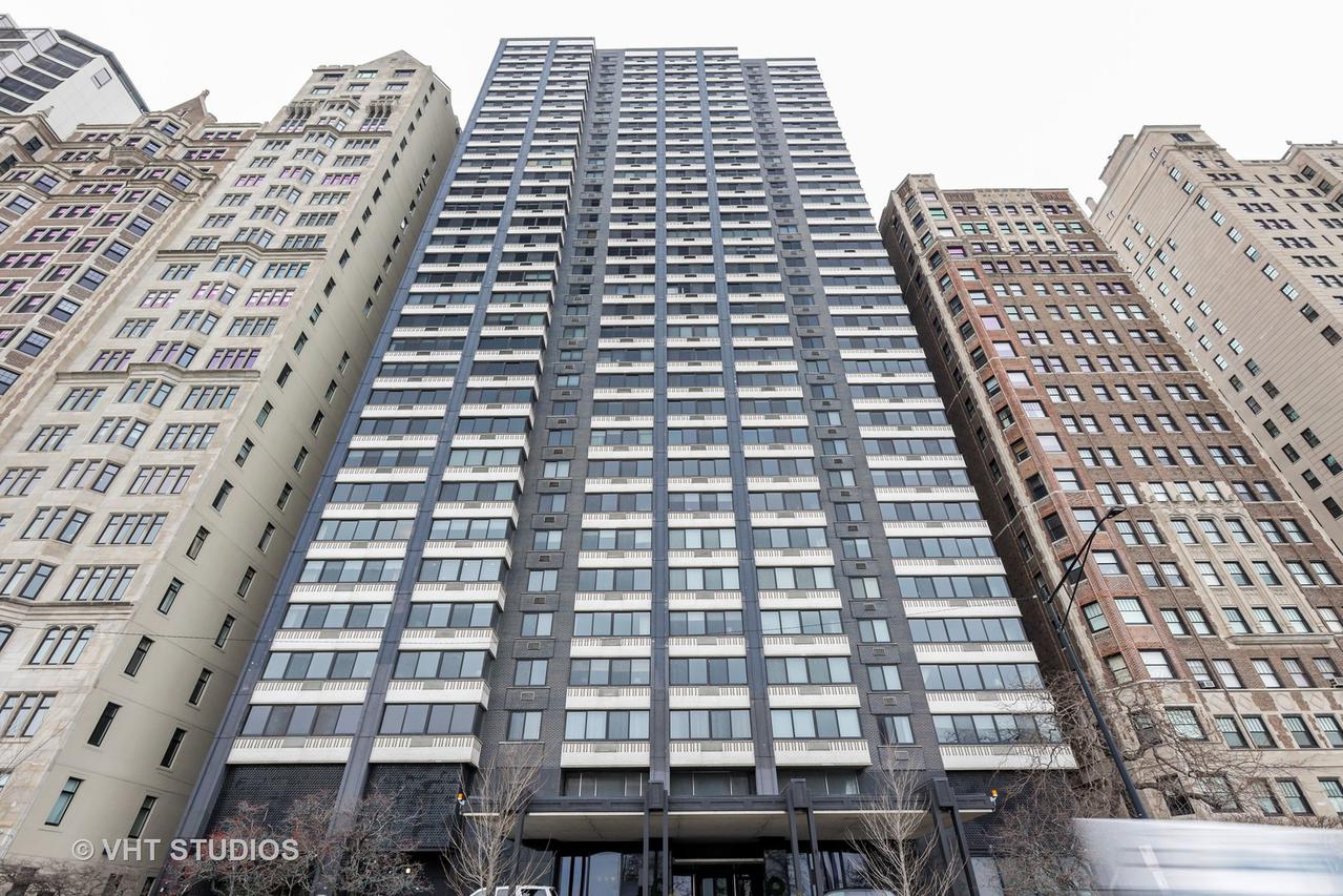 1440 N Lake Shore Dr. #4C, Chicago, IL 60610