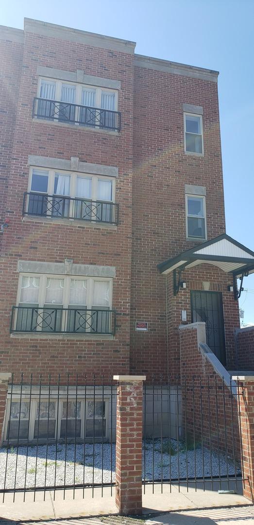 3125 W Warren Blvd., Chicago, IL 60612