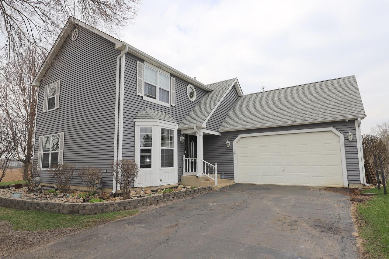 2109 Aspen Dr., Woodstock, IL 60098