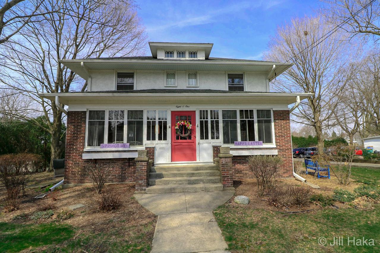 801 W State St., Sycamore, IL 60178