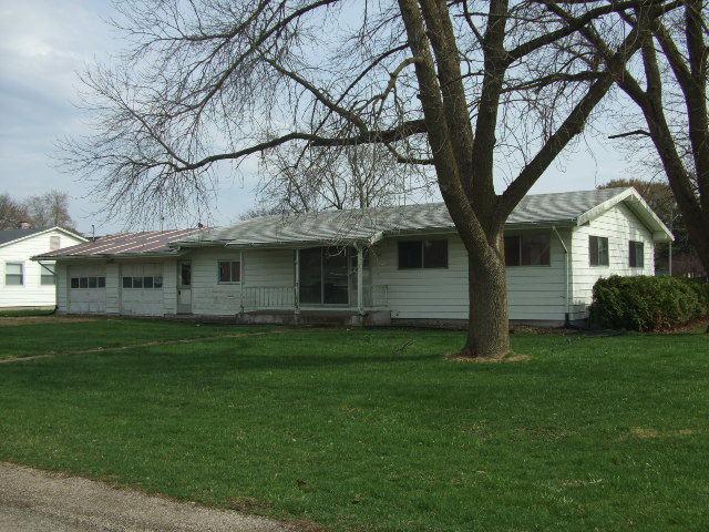 515 W Chestnut, Hoopeston, IL 60942