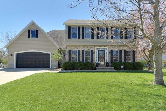 2711 Fox Ridge Run, Bloomington, IL 61704