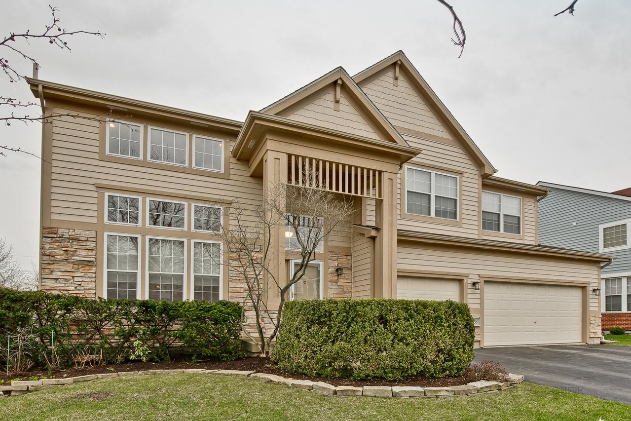235 Baltusrol Dr., Vernon Hills, IL 60061