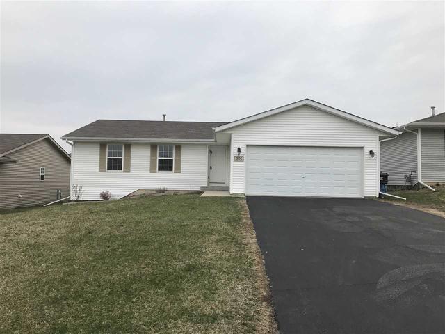 3052 Warwickshire Dr., Machesney Park, IL 61115