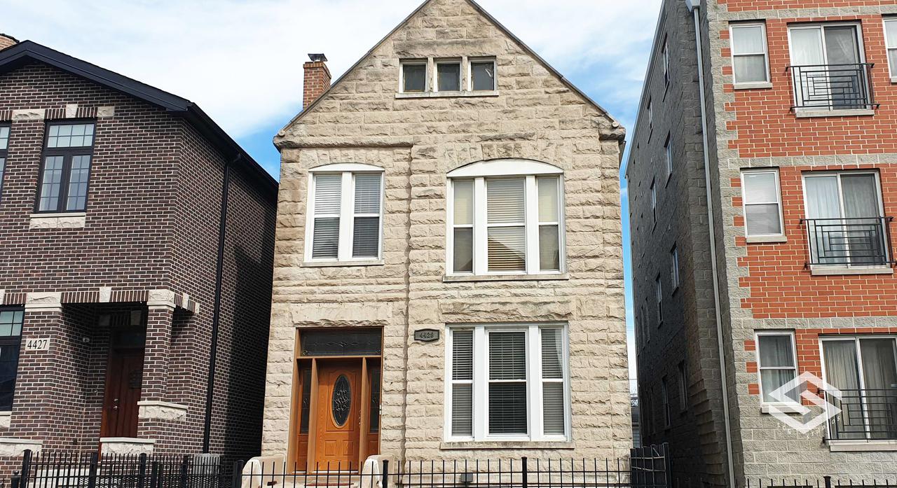 4429 S Calumet Ave., Chicago, IL 60653