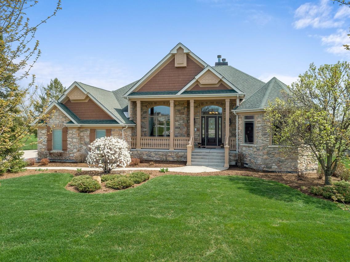 5N307 South Ridge Ln., St. Charles, IL 60175