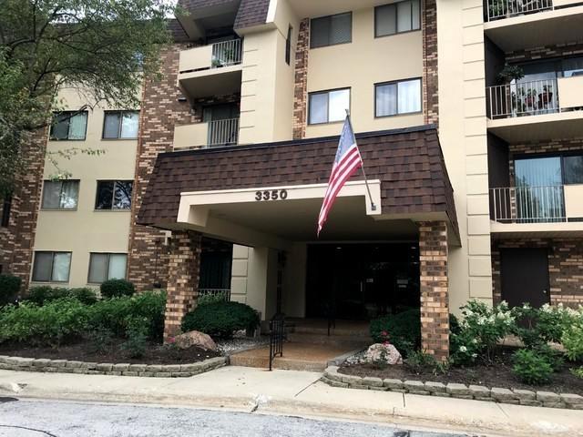 3350 N Carriageway Dr. #104, Arlington Heights, IL 60004