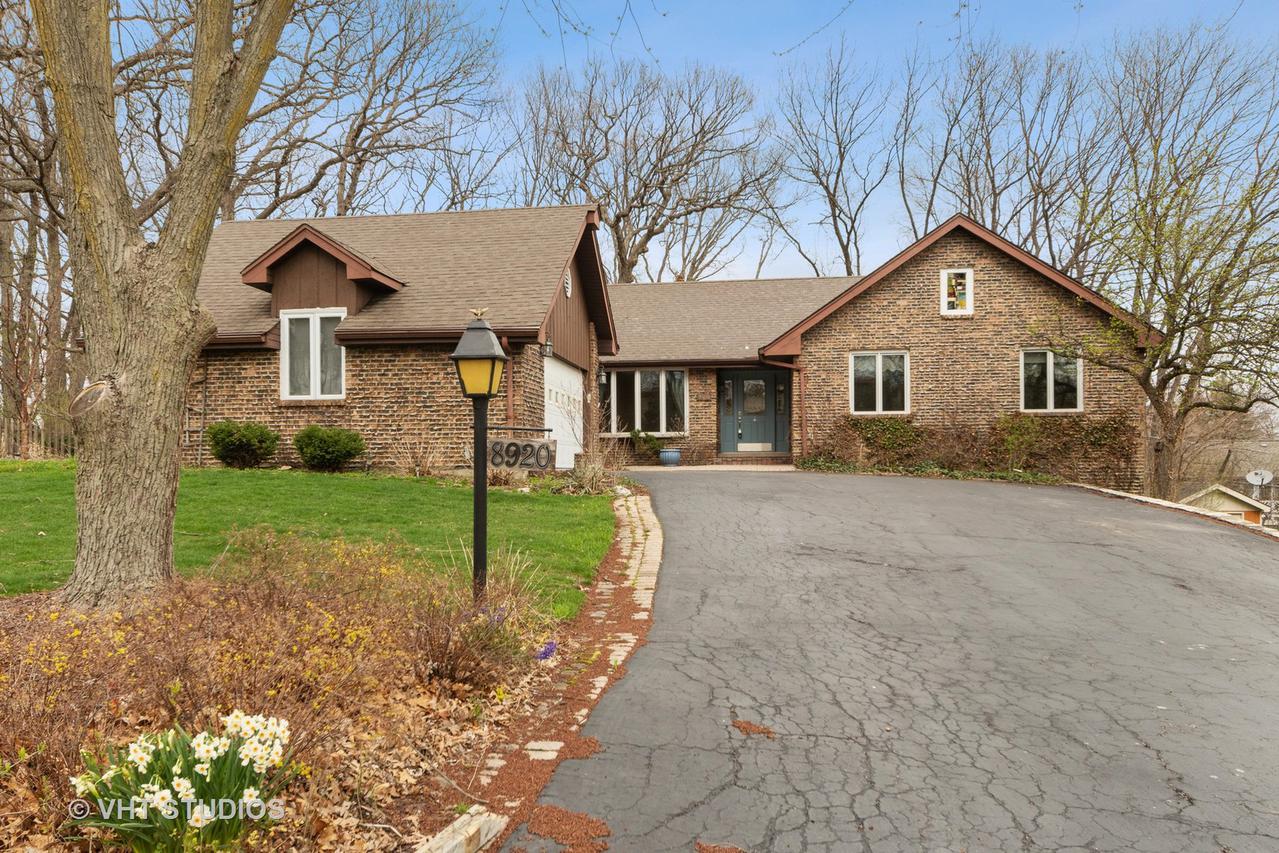 8920 W 100th St., Palos Hills, IL 60465