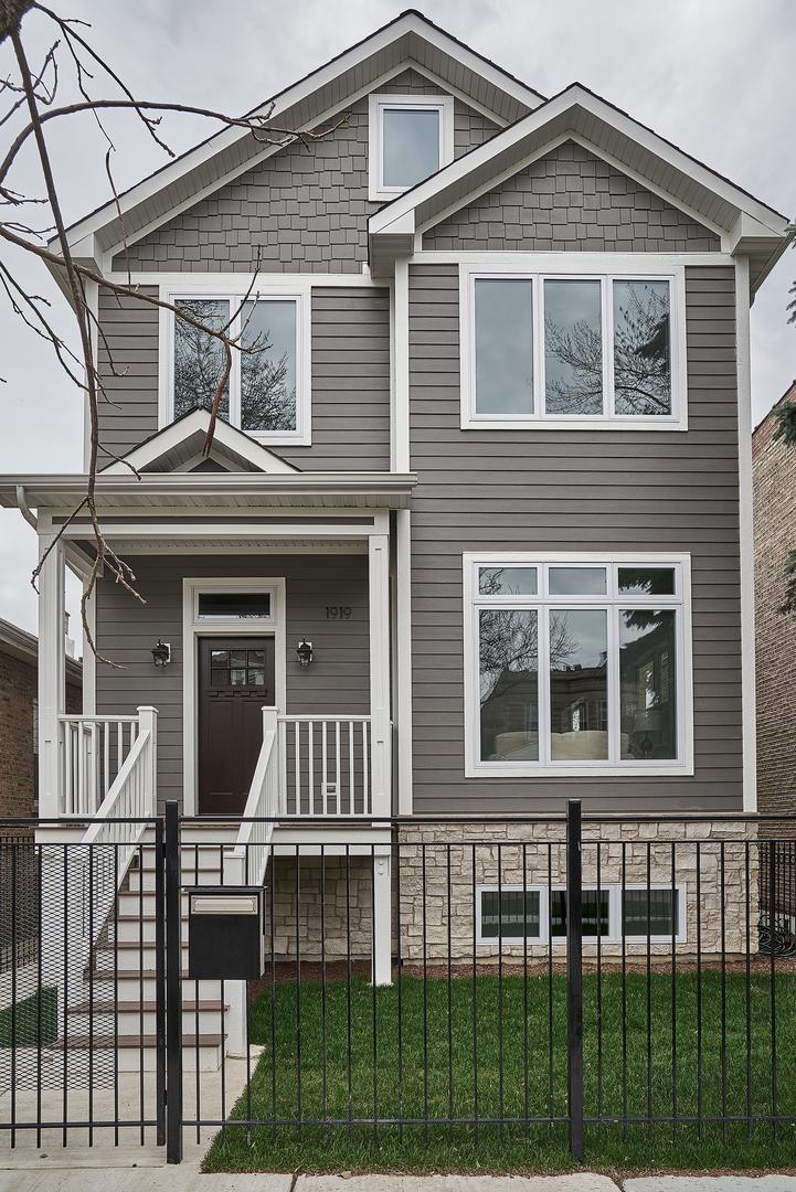 1919 N Ridgeway Ave., Chicago, IL 60647