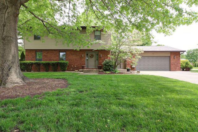 1760 Daryl Dr., St. Joseph, IL 61873