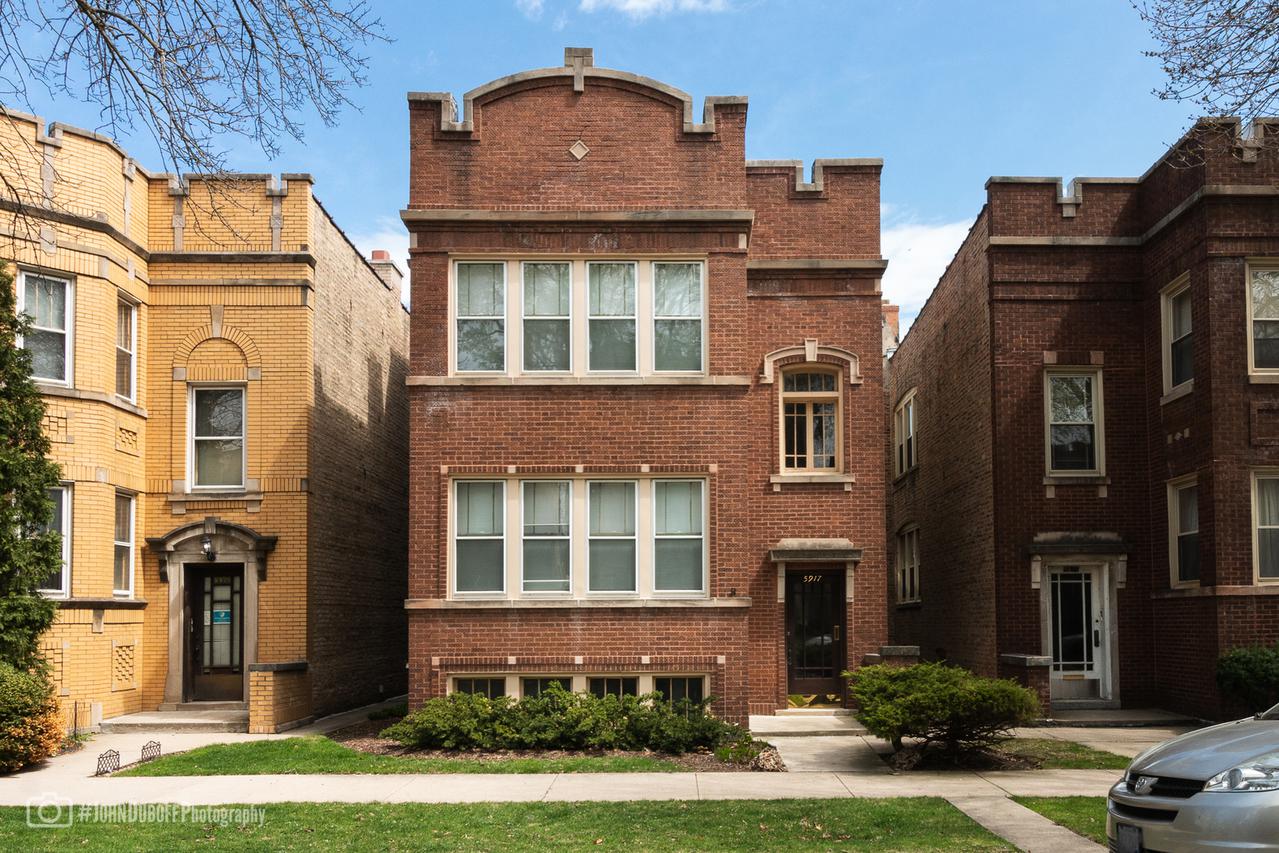 5917 N Maplewood Ave., Chicago, IL 60659