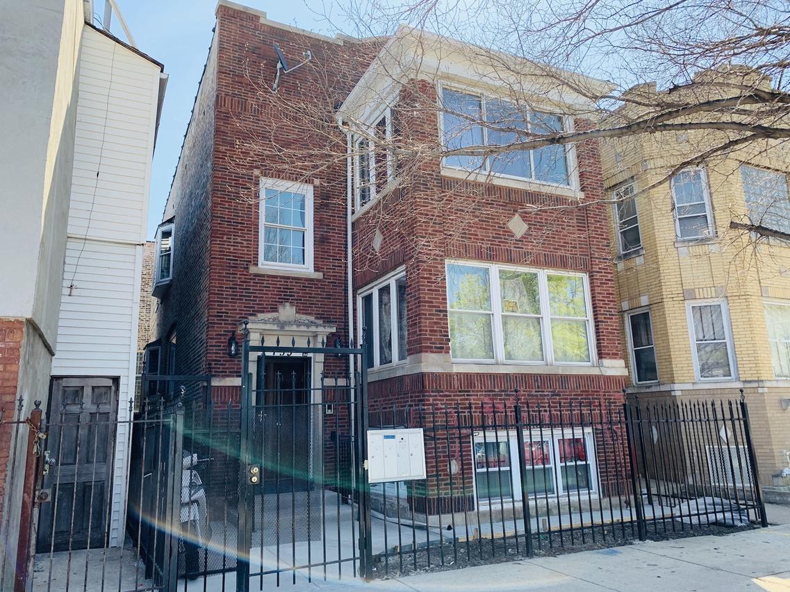 753 N Central Park Ave., Chicago, IL 60624
