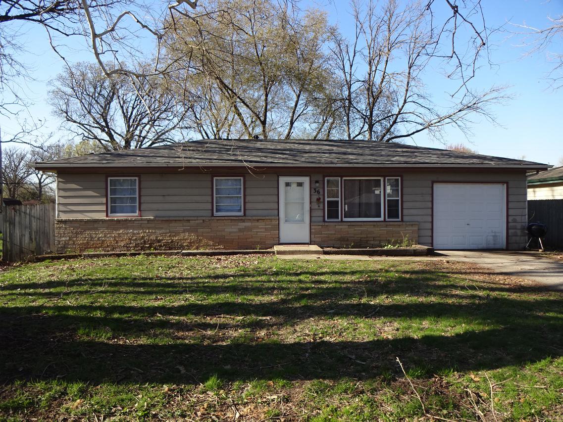 36 Liberty Blvd., Machesney Park, IL 61115