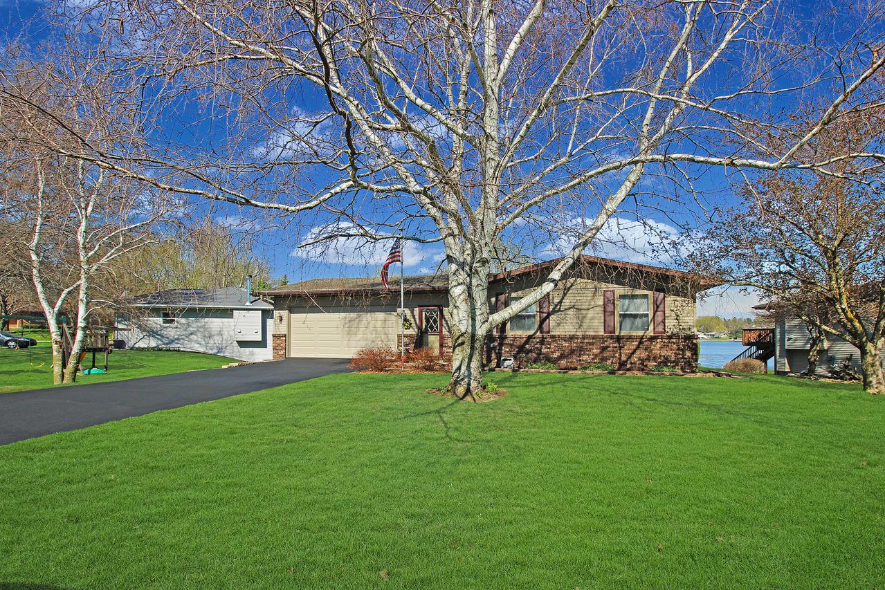 2173 Eagle Dr., Freeport, IL 61032
