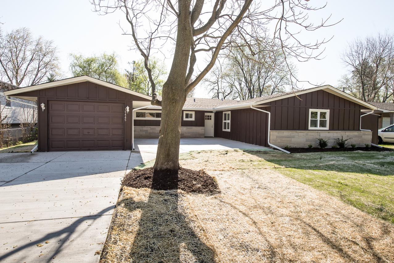 1N445 Main St., Glen Ellyn, IL 60137
