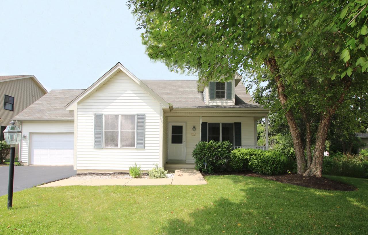 661 Prairie Ridge Dr., Woodstock, IL 60098