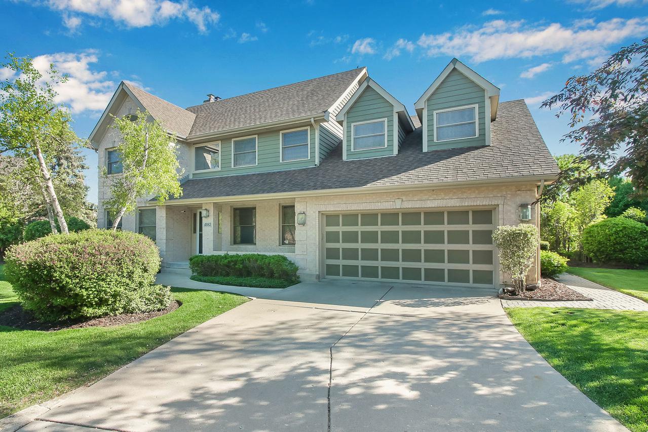 4983 Red Pine Ave., Gurnee, IL 60031