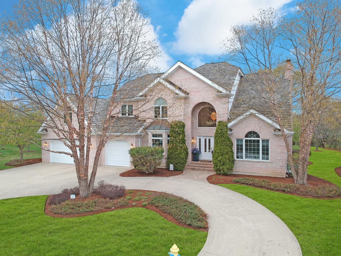 1460 Minard Ln., Libertyville, IL 60048
